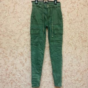 American Eagle High-Waisted Jegging